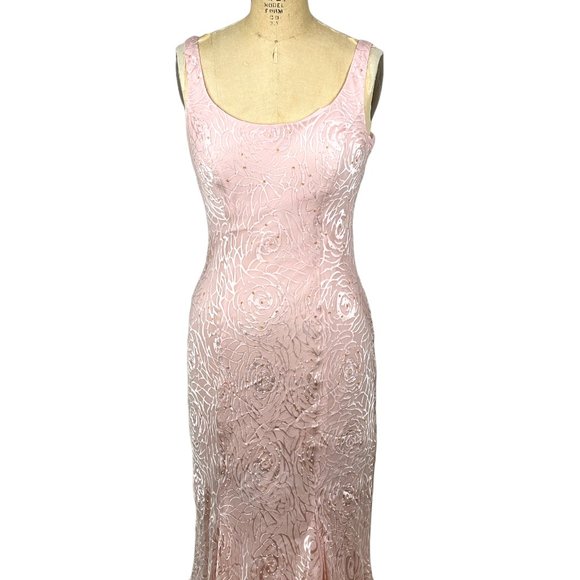 Pink silk sequin beaded evening dress with handkerchief hem - Picture 3 of 7